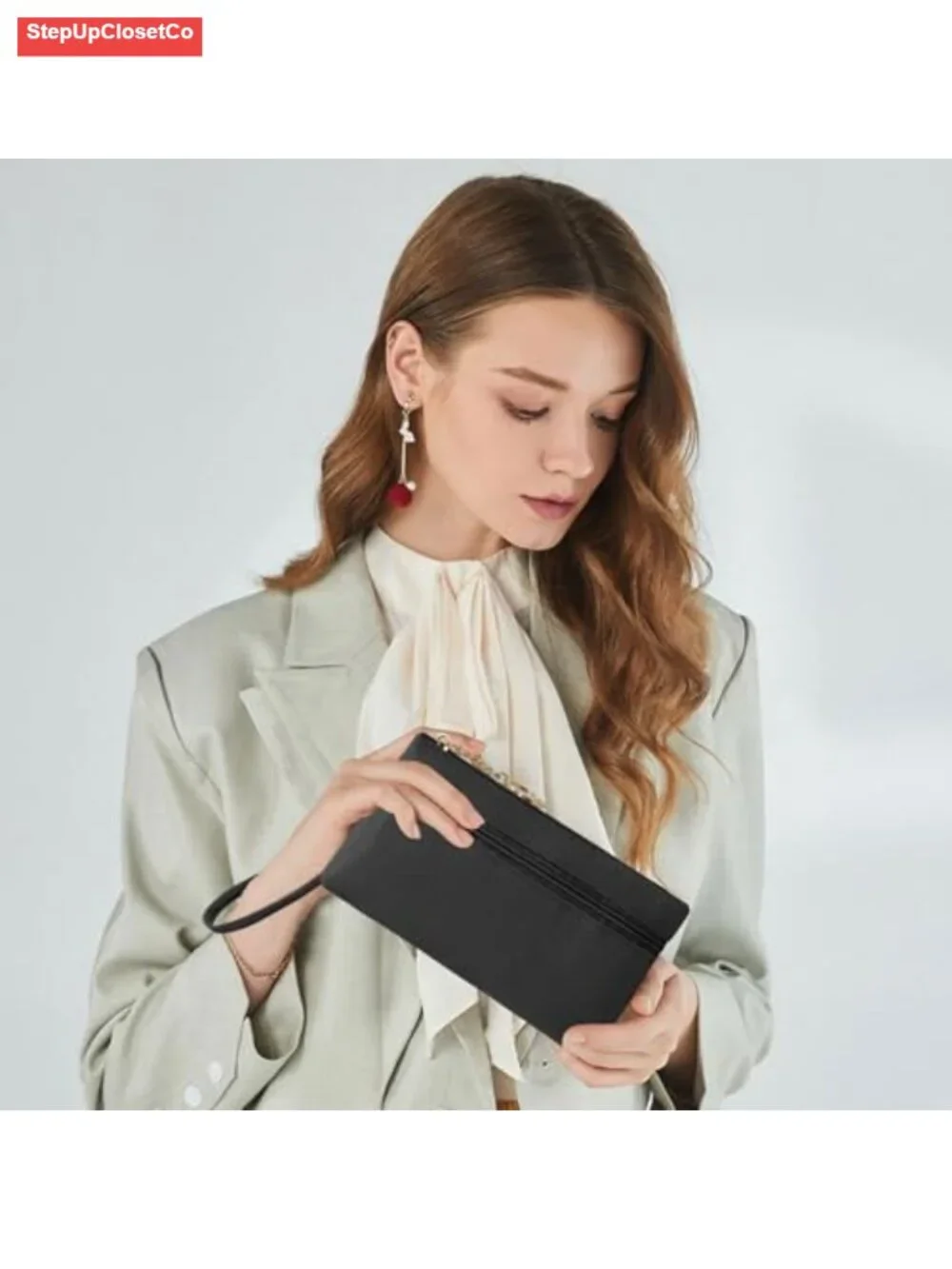 Large Capacity PU Leather Wristlet Wallet Clutch with Card Slots and Keychain